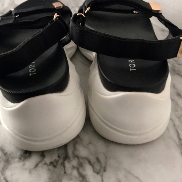 TORRID black sandals with sneaker bottoms - Picture 5 of 6